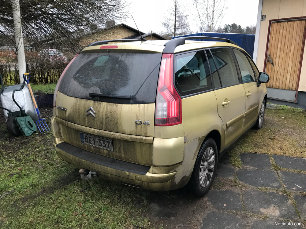 citroen c4 picasso front seat removal